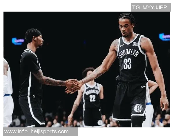 沙梅特与沃特福特联手发威尼克斯力克篮网晋级首轮对阵活塞